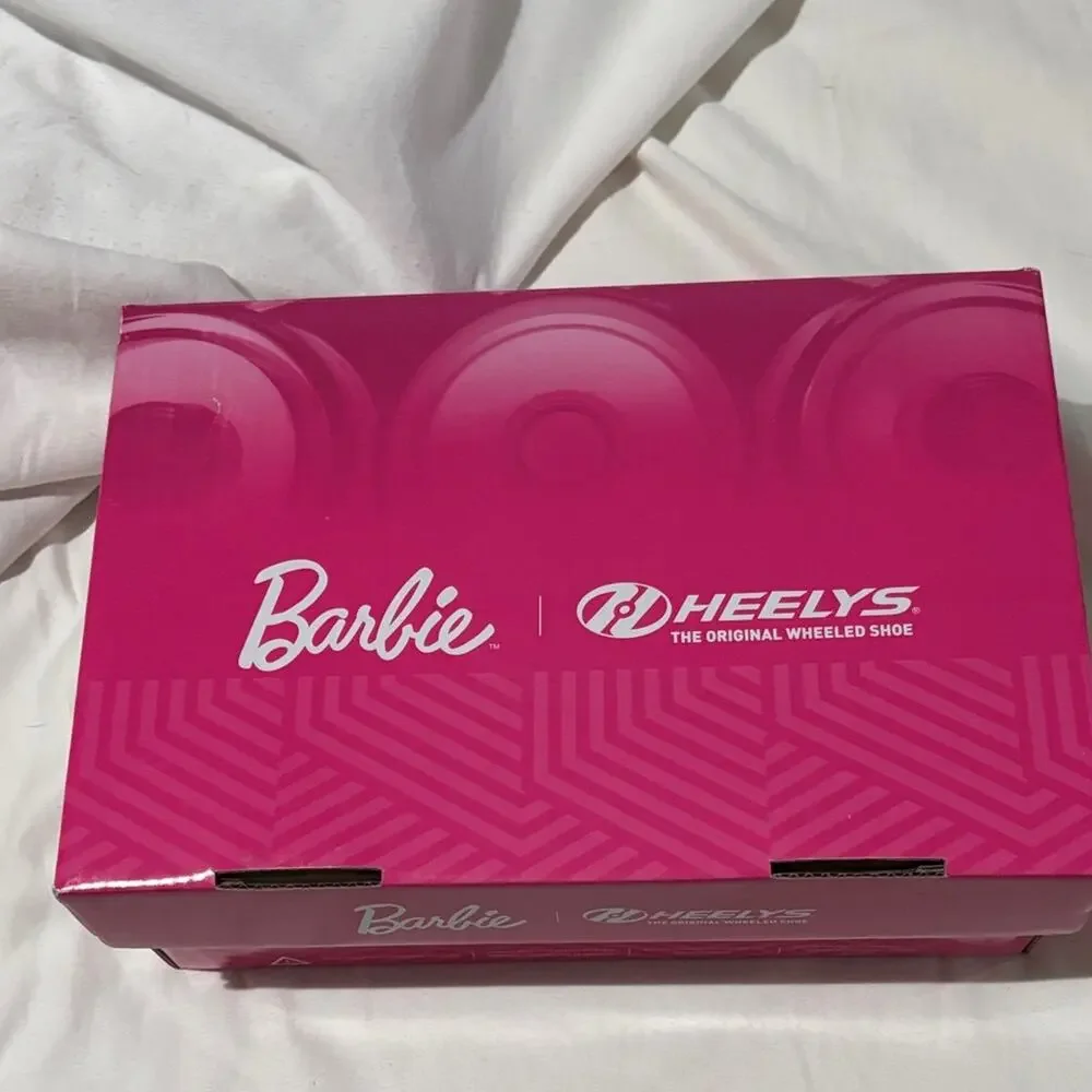 Heelys 3 Barbie Edition new in box never worn really cute subtle barbie theme